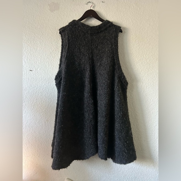 FREE PEOPLE Size S Dark Gray Wrap Winter Knit Sweater Vest Wool Alpaca Cabincore - Picture 2 of 13